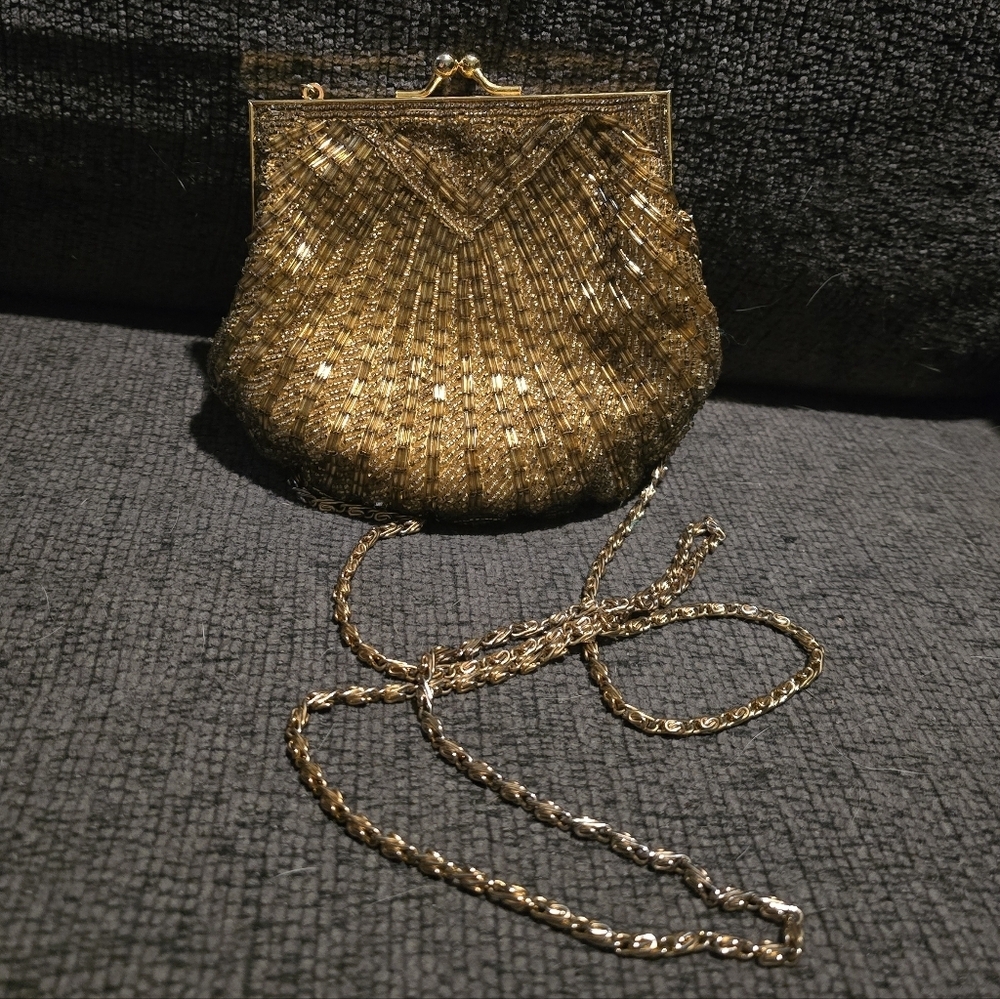 Valerie Stevens | Vintage Beaded Shell Evening Clutch Purse - Picture 1 of 6